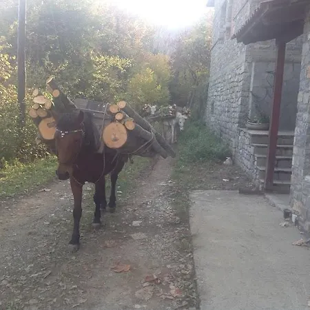 Lydia Lithos Mountain Vendégház 3*