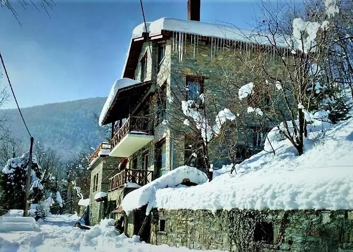 Lydia Lithos Mountain בית הארחה מטמורפוסי