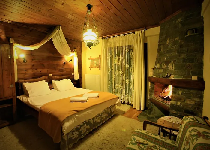 Lydia Lithos Mountain מטמורפוסי