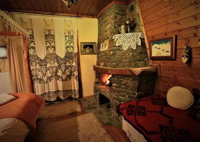 בית הארחה Lydia Lithos Mountain